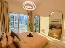 Skyline Dream - 1 BHK - Burj and Canal views