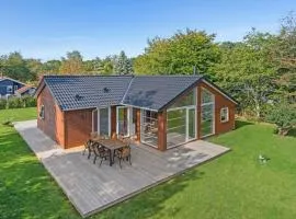 Lovely Home In Skælskør With Kitchen