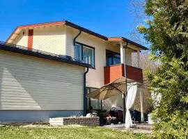 Cozy Holiday Home with Outside Jacuzzi and Sauna