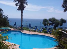 Nettuno Hotel Palace，位于贝尔韦代雷的酒店