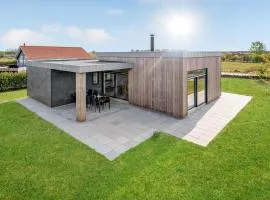 3 Bedroom Cozy Home In Tarm