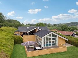 Nice Home In Rudkøbing With Sauna，位于斯波斯比约的酒店