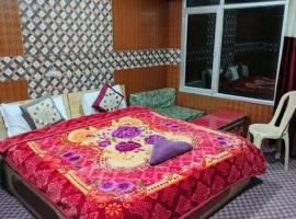 Soma Retreat Cottage, Pangong Lake，位于Lukung的酒店