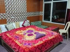 Soma Retreat Cottage, Pangong Lake