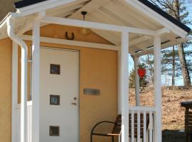 Ferienwohnung - Gamla Huset，位于Gamleby的酒店