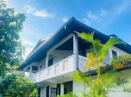 Berg House Unawatuna