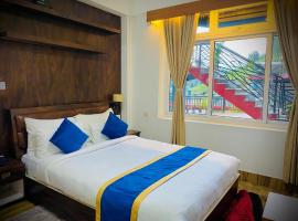 Easton Blue Hotel，位于Ilām的酒店