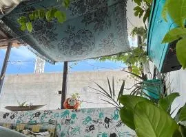 Tropicali ⁿᵉᵃʳ ⁿᵍᵒʳ ᵇᵉᵃᶜʰ ᵃⁿᵈ ⁱˢˡᵃⁿᵈ
