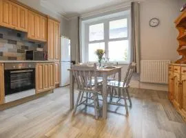 Oak - Uk38687
