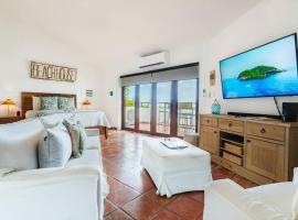 Río Mar Retreat en Stunning Oceanview Near El Yunque，位于里奥格兰德的酒店