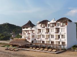 Hotel Estrella de Mar，位于兹波利特的酒店