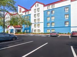 Red Roof Inn PLUS+ Jacksonville – Southpoint，位于杰克逊维尔NAS Jacksonville (Towers Field) - NIP附近的酒店