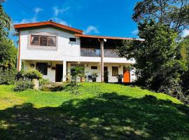 Paraíso Natural - Finca Suroeste，位于Palomas的酒店