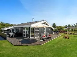 Lovely Home In Hjørring With Wifi