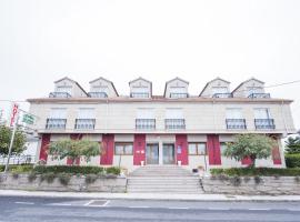 Alda Alpina，位于阿罗萨新镇的酒店