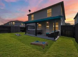 Spacious Modern Retreat and Spa