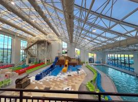 Country Cascades Waterpark Resort，位于鸽子谷的酒店