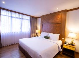 The Tarntawan Hotel Surawong Bangkok，位于曼谷的酒店