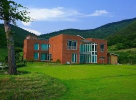 Buan Mookbang Sandle Gookhwa Pension，位于扶安的酒店