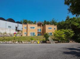 Jeongpo Pension，位于泰安的酒店