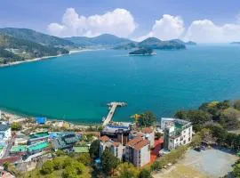 Geoje Lohas Condo Pension