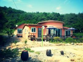 Seonbichon Lake Pension，位于Yeongju的酒店