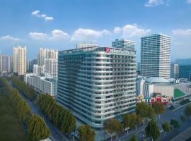 济南高新希尔顿花园酒店，位于济南的酒店