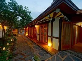 Jeonju Hongsi Hanok Guesthouse