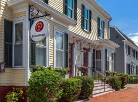 Essex Street Inn & Suites, Ascend Hotel Collection，位于纽伯里波特的酒店