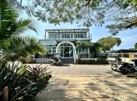 บ้านชวนชมเกาะล้าน