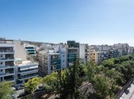 Luxury Petralona Penthouse - Sleeps 7 -Near Metro