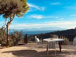Peloponnese Hideout - White House with Sea View