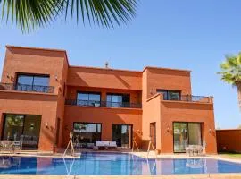 VILLA NOÛR PALACE avec piscine jaccuzi à Marrakech
