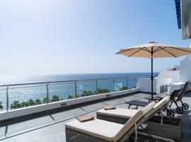 Villa Deluxe Porto Mare-Fragata 17-PasitoBlanco-Terrace Panoramic seaview，位于帕斯托布兰克的酒店