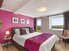 The Hidden Valley - a stylish rural retreat, perfect for families