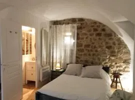 "La Voûte de Pierre" Gîte indépendant
