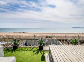 Seascape Beach House Hayling Island，位于南海灵的酒店