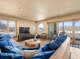 New! Beach Cruzen - Crystal Beach - Lakefront - Beach - Seasonal Pool