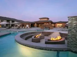Pool Lazy River Hot Tub Games Fire Pit 28 Guests