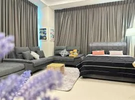 Kuching Holiday Getaways at Riverine Diamond