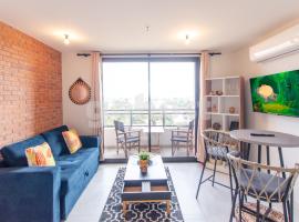 Comfortable Los Laureles Loft，位于亚松森的酒店