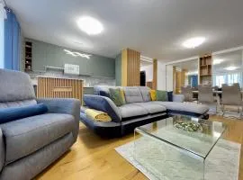 Apartment No 506 Lebada Lake