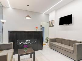 Townhouse Ameerpet，位于Ameerpet的酒店