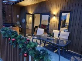 Pond Beach Oak residence
