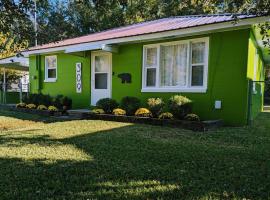 Kitchen, Laundry & Fenced Yard