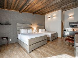 Cove Creek Lodge 216 Lakeside Double Queen Room，位于奥克兰的酒店