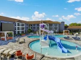 Courtyard by Marriott Orlando Lake Buena Vista at Vista Centre，位于奥兰多的酒店