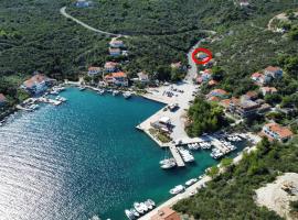 Apartments by the sea Zaglav, Dugi otok - 8145，位于Zaglav的酒店