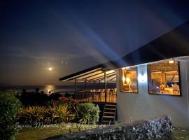Seaview Moonrise Café，位于阿尔科伊的酒店