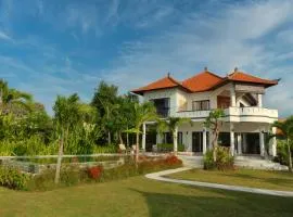 Villa Saujana, Beachvilla with 3 bedrooms